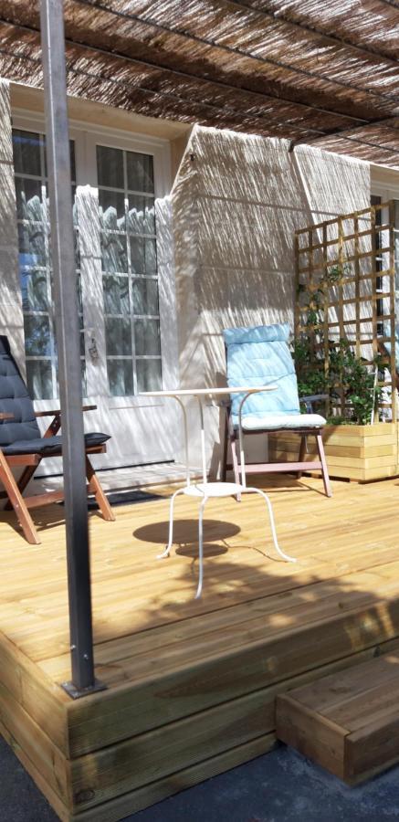 A L'Ombre De La Treille -Proche Saint-Emilion Bed & Breakfast Екстериор снимка