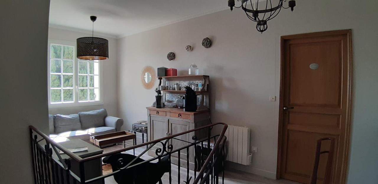 A L'Ombre De La Treille -Proche Saint-Emilion Bed & Breakfast Екстериор снимка
