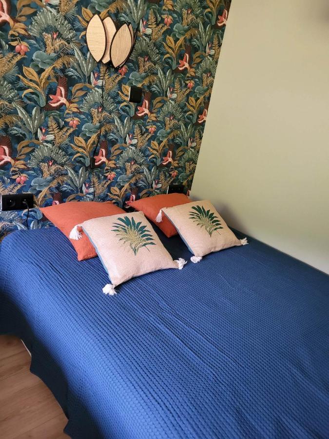 A L'Ombre De La Treille -Proche Saint-Emilion Bed & Breakfast Екстериор снимка